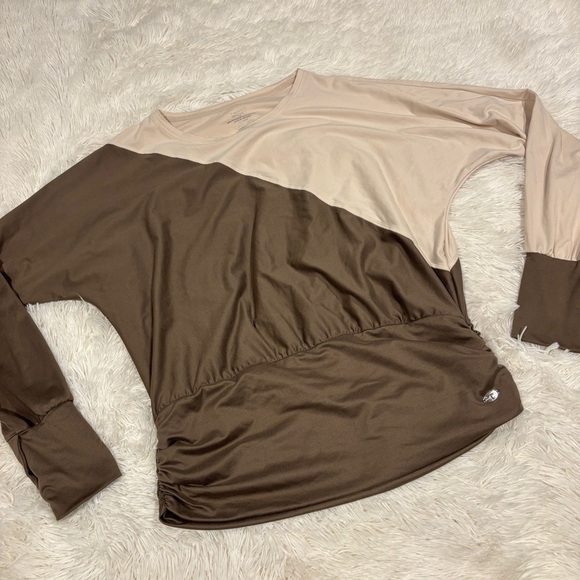 Tahari Sports Women Sportswear Fit Long Sleeve Two Tone Top, Brown Large - Picture 2 of 8